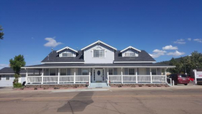 Canyon Country Inn